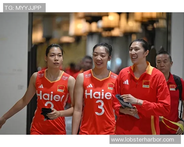 中国女排逆转夺冠全队热泪庆祝展现拼搏精神点燃全国体育热情 中国女排逆转夺冠全队热泪庆祝展现拼搏精神点燃全国体育热情