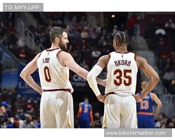 克利夫兰骑士鏖战劲敌巅峰对决再掀联盟新赛季激情风暴 克利夫兰骑士鏖战劲敌巅峰对决再掀联盟新赛季激情风暴