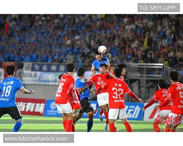 湘超足球崛起与发展分析：从地方联赛到职业化道路的探索与挑战