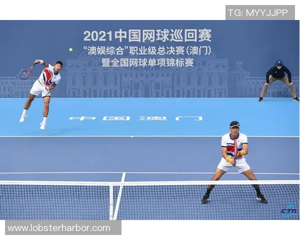 网球运动的起源与发展：从草地到硬地的全球演变历程