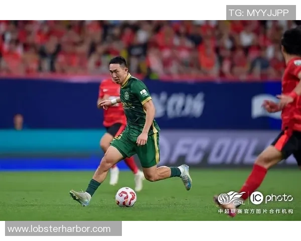 聚焦中超精彩对决洞察球队竞逐冠军走势纵览赛季风云变幻全景呈现