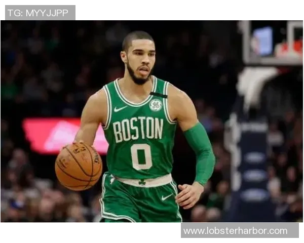 保罗乔治:从篮球天才到NBA超级明星的奋斗历程与成就解析 保罗乔治:从篮球天才到NBA超级明星的奋斗历程与成就解析
